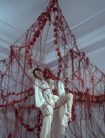 色妞亚洲欧美在线_DVD免费观看