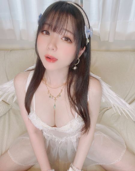 依依成人影视社区电影_DVD高清完整版播放