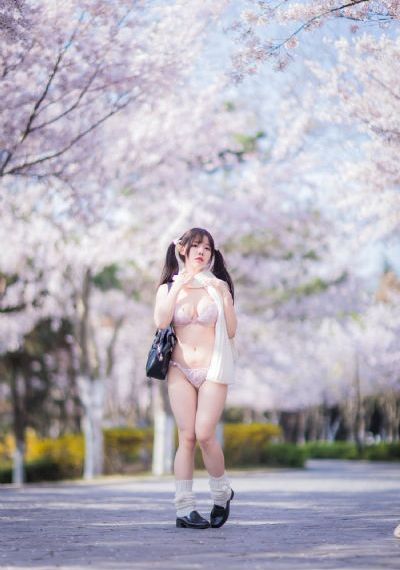 欧美色图第三页_BT磁力天堂在线观看高清
