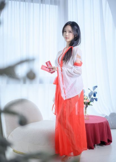 一区二区产好的精华液_高清电影完整版