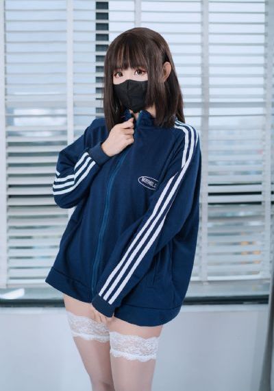 日本理论片他在夫面前被_1080BD在线观看