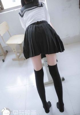 色蜜桃久久夜色精品国产_完整版电影在线观看