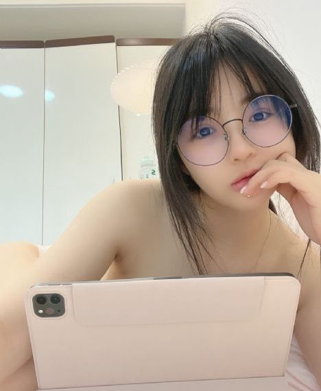 爽爽窝窝午夜精品一区二区_1080免费全集观看