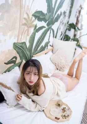日本强伦轩人妻中文字幕_十万网红美女美酱
