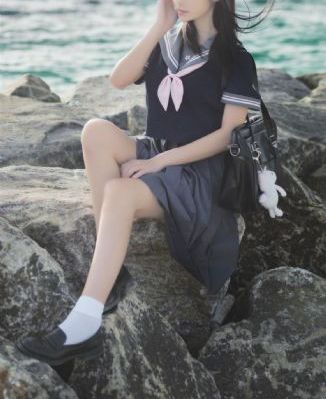 国产全肉杂乱妇车乱视频_未删减完整版
